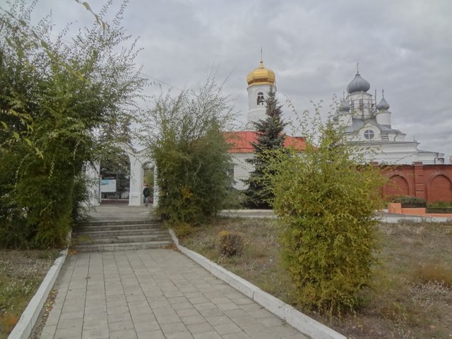 Есть поворот на свет лишь при любви