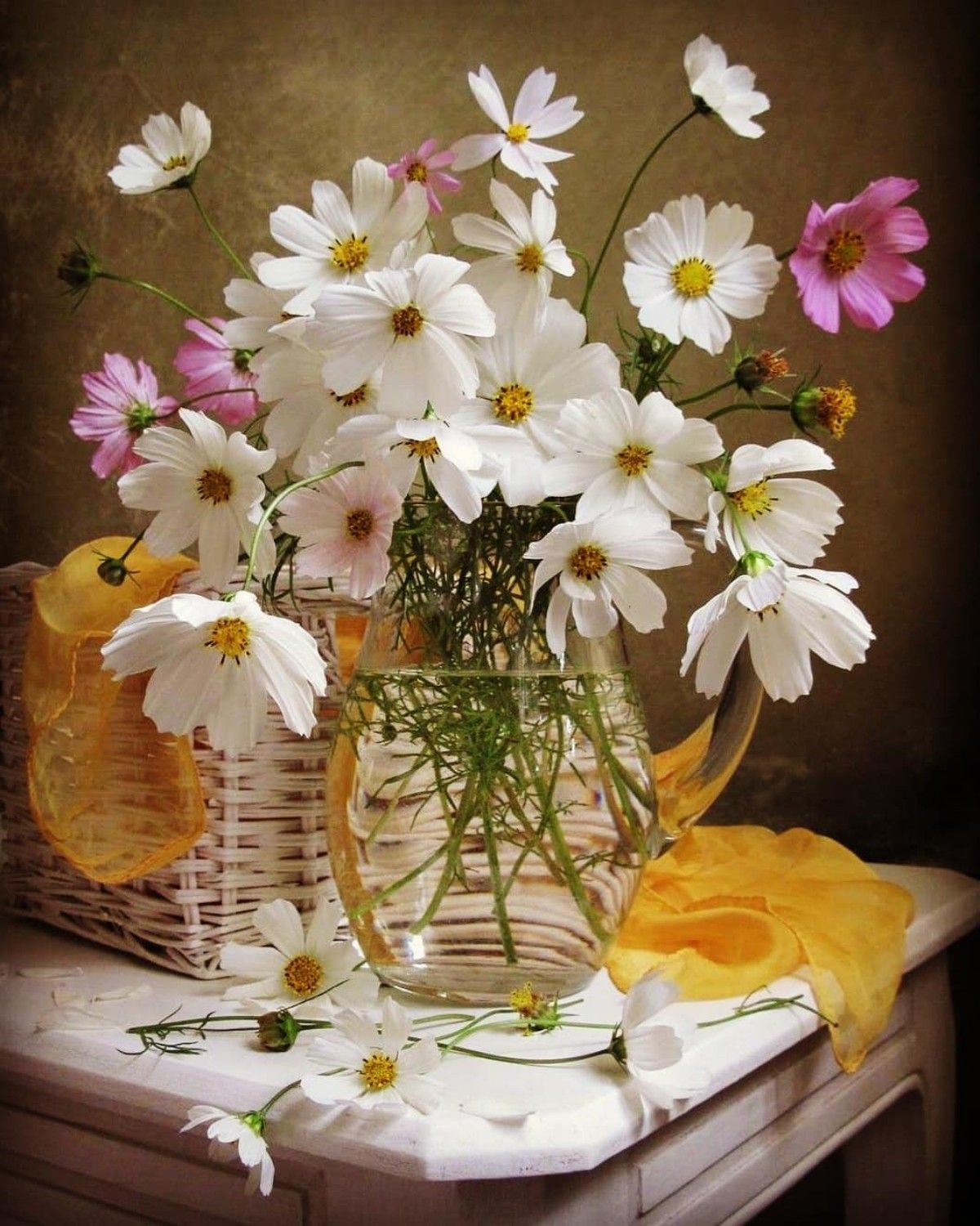 Зачем сорвала цветок