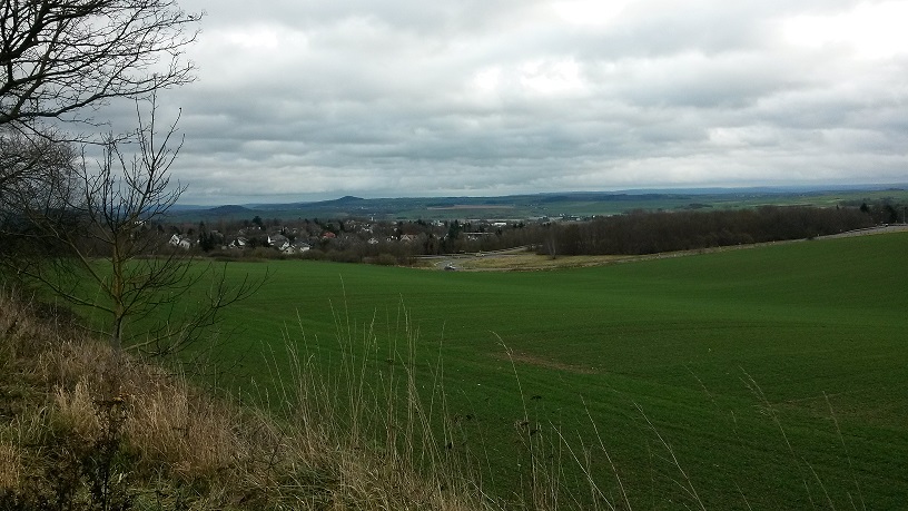 Как много счастья выпало в те дни