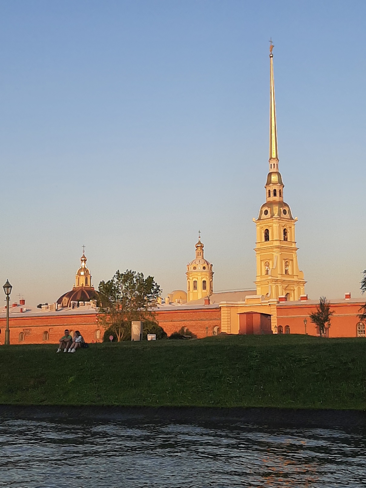 Великий город над Невой