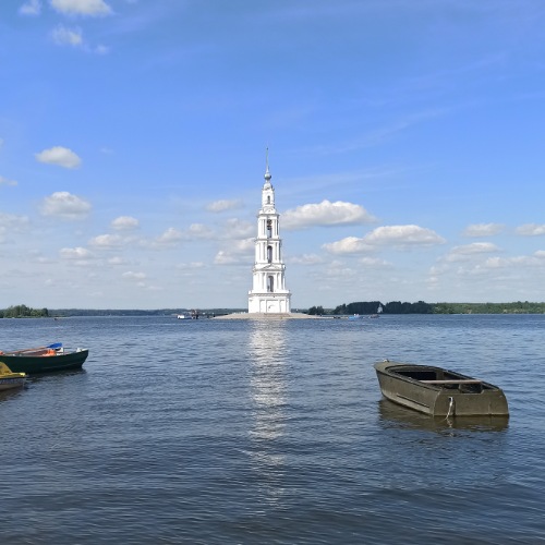 Колокольня