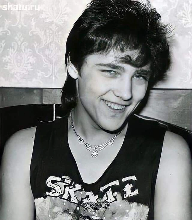 Юрию Шатунову (Нилари Сканн) / Стихи.ру