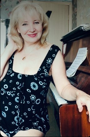 Чарующе мила. Посвящение С. Т. 15001