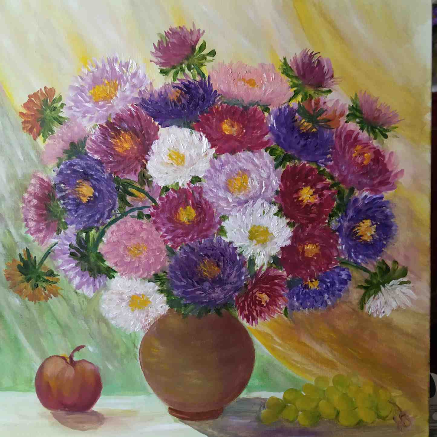 Тонкими лепестками...