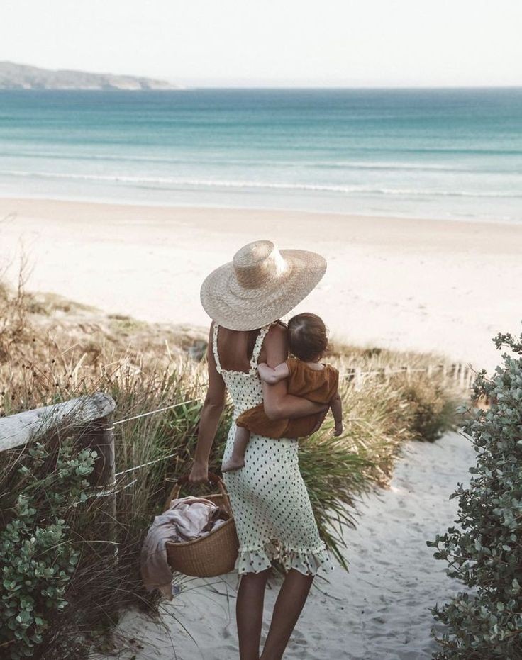 Спит ангелочек