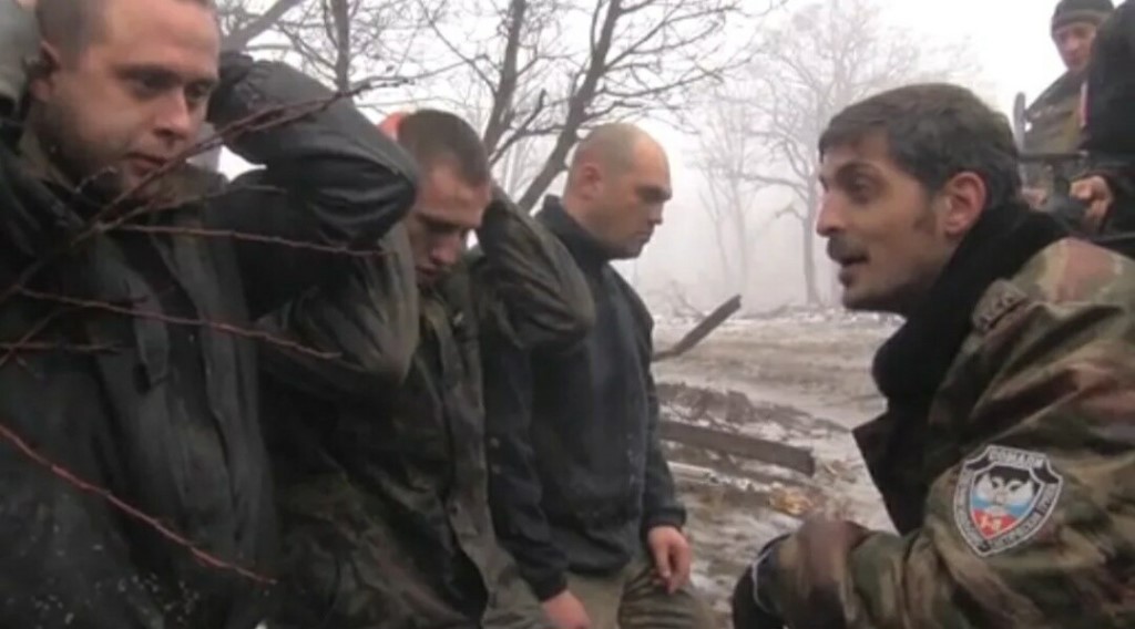 Видео снятое хохлами. Донбасс пленные Гиви ВСУ. Штурм донецкого аэропорта 2014. Штурм донецкого аэропорта 26 мая 2014 года.