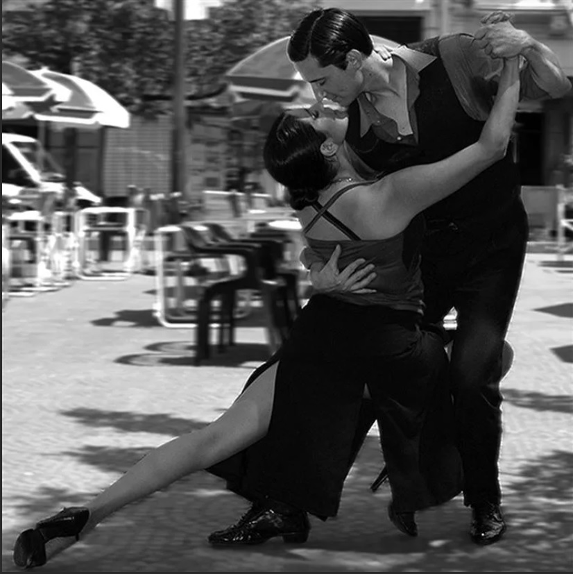 Танец пары под песню. Буэнос Айрес танго. Танго Моргана. Танго танец. Танго в Аргентине 20 годов.