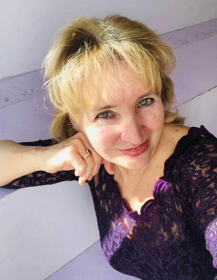 С тобою мир светлее. Посвящение С. Т. 15251