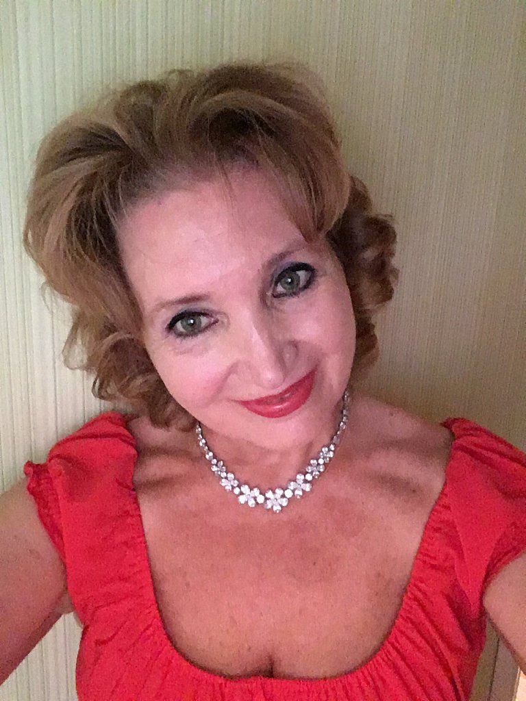 Всего светлее. Посвящение С. Т. 15319