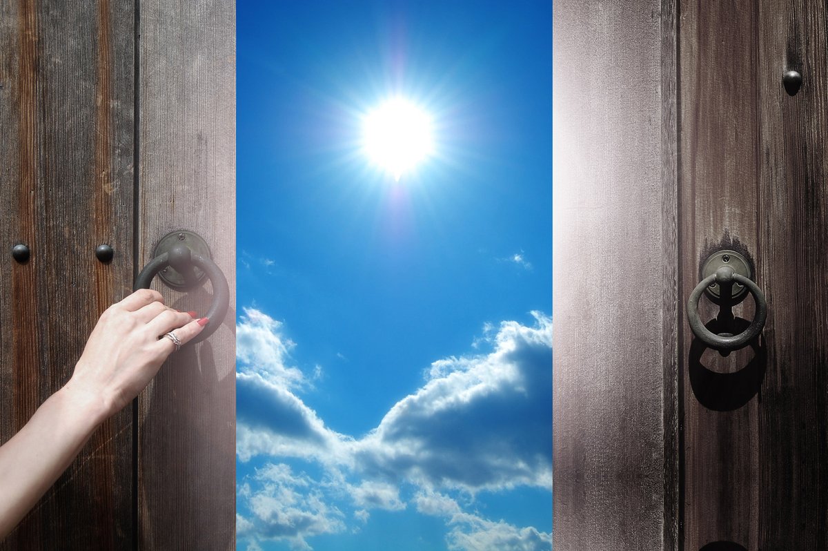 Родные двери...