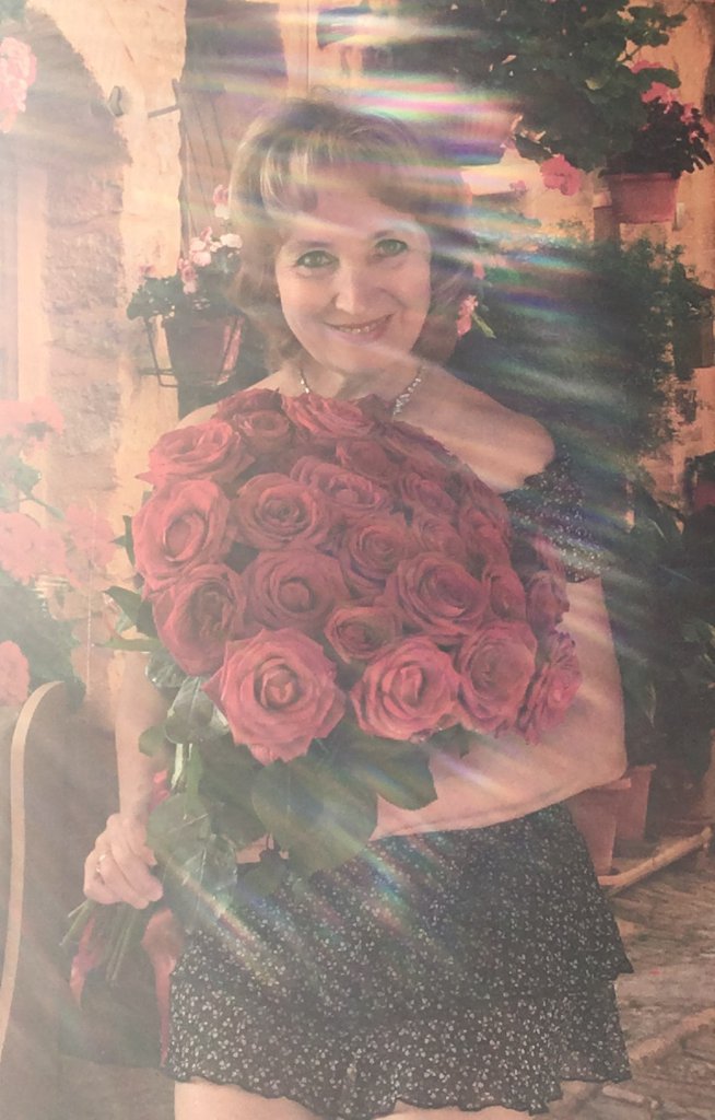 Ты Солнцем дней озарена. Посвящение С. Т. 15397