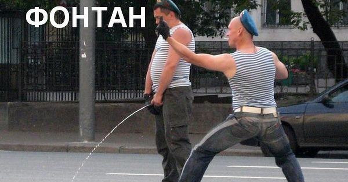 За ноги неудобно тащить забиваются