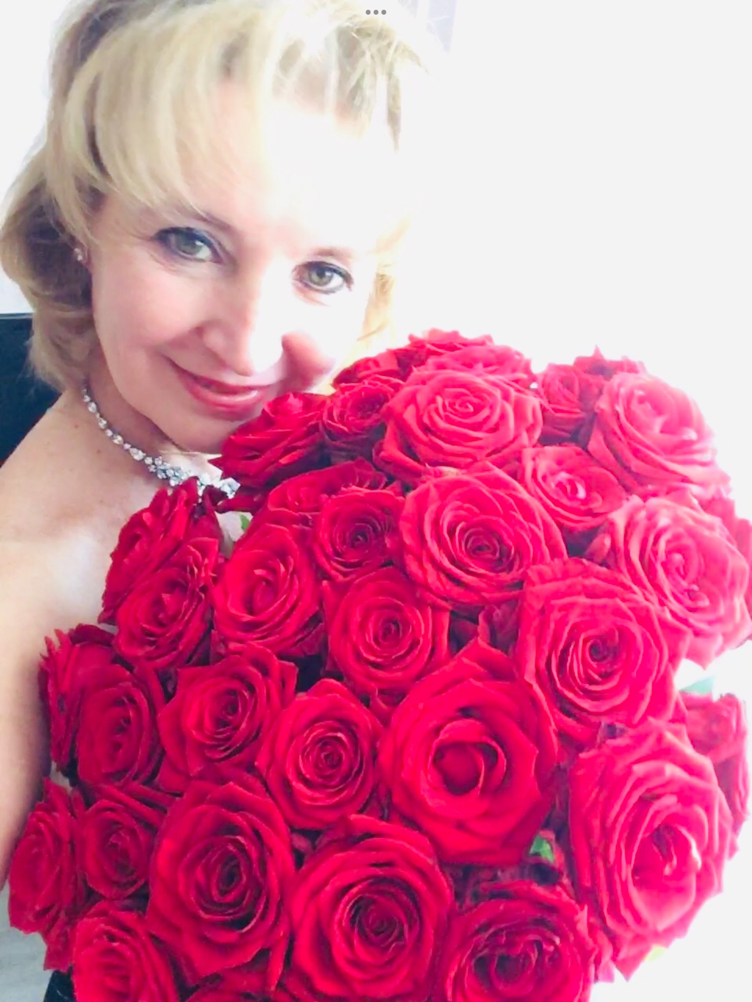 Роз букет. Посвящение С. Т. 15523