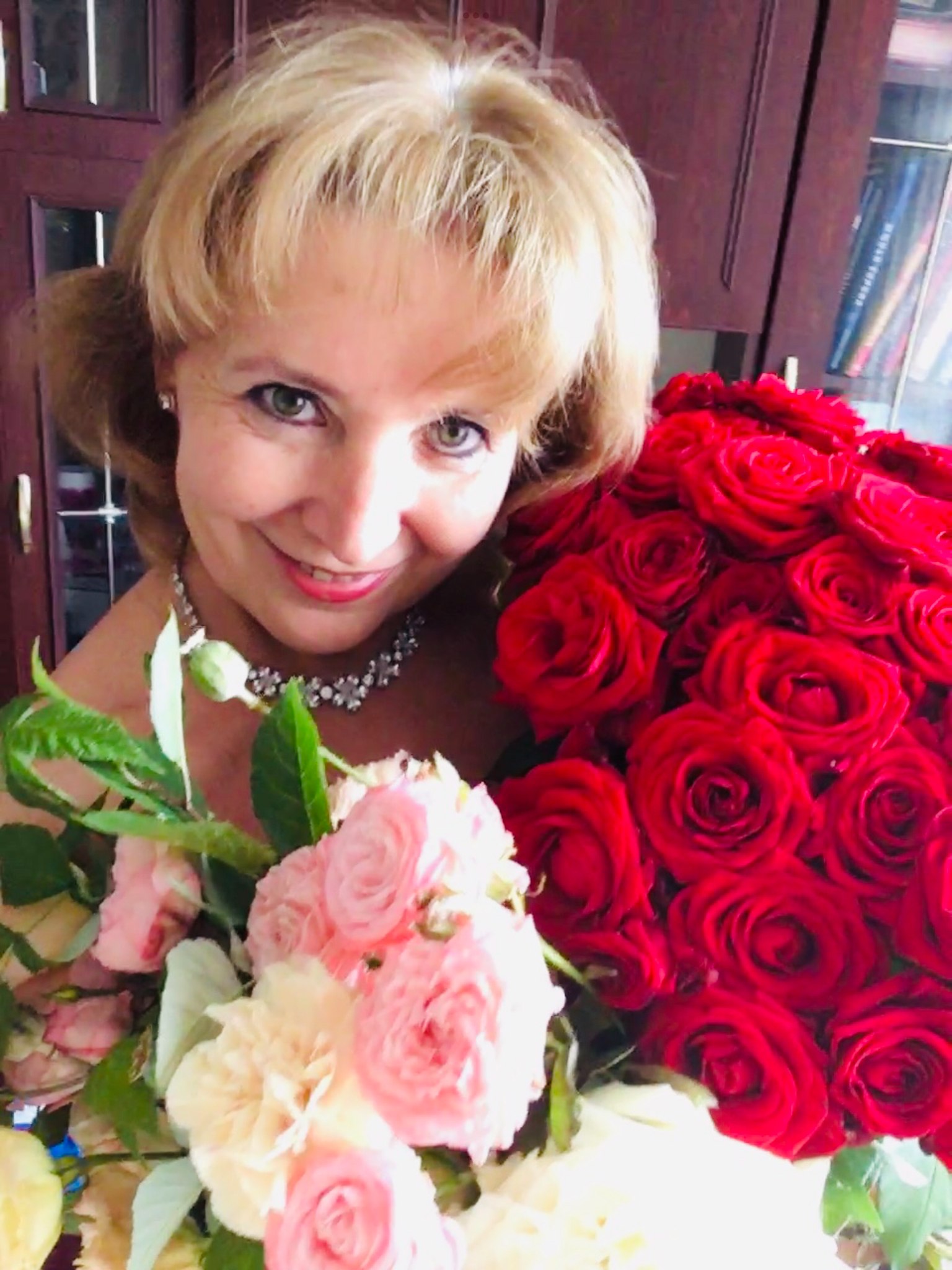 Красотой своей. Посвящение С. Т. 15541