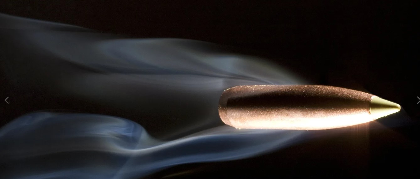 Кусок металла, кусок угля