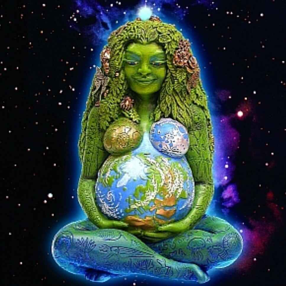 Матушка земля слушать полностью. Мать земля Гайя. Гайя богиня земли. Мать земля Бхуми. Свеча богиня земли Гайя.