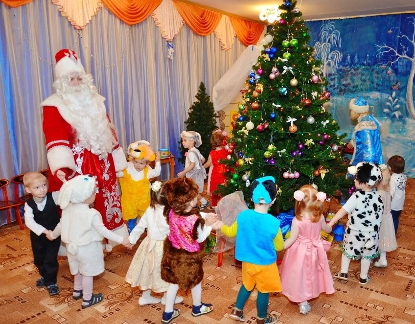 Новогодний праздник