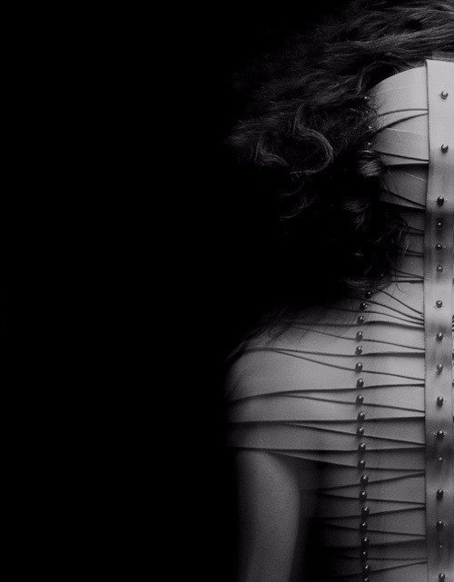 Дремучая, сытая ночь