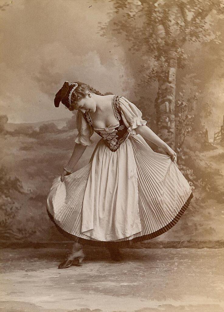 Реверанс фото картинки