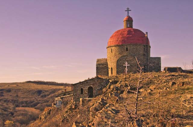 Горний храм