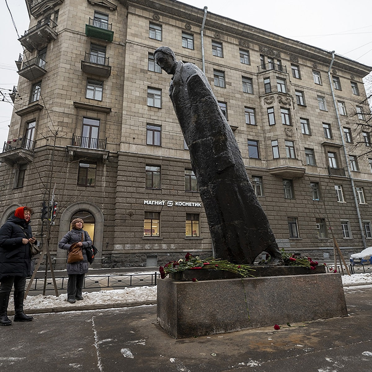 Памятник блоку в санкт петербурге новый