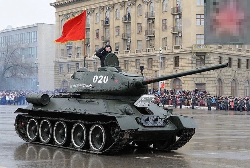 Есть пять осей симметрий Жизни