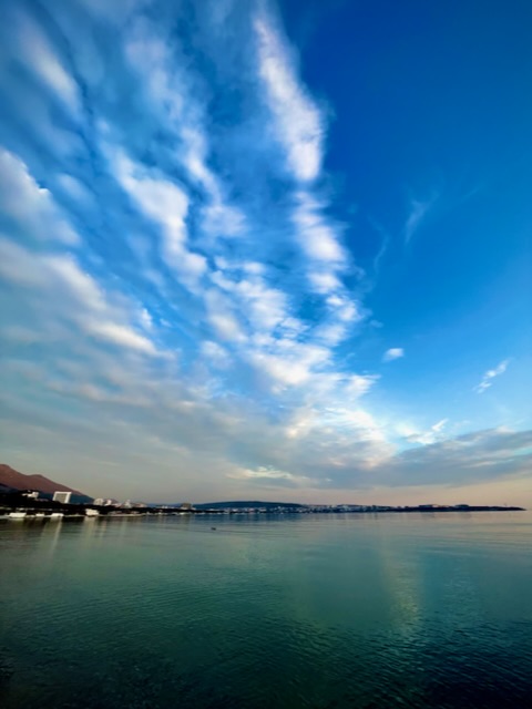 Родных кто славит паче Бога