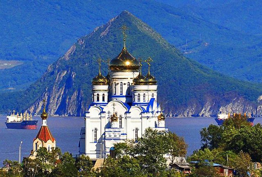 Знать рожей глянулся