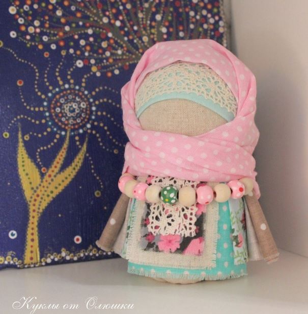 Крупеничка с бусами