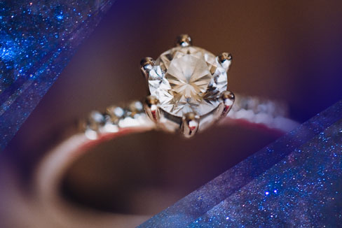 Кольцо с алмазом. Рондель