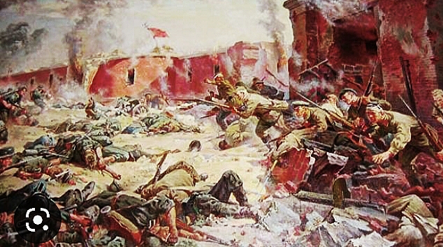 Они стояли у стены