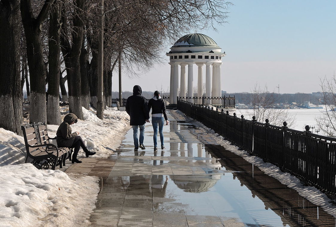 Весна застыла у порога