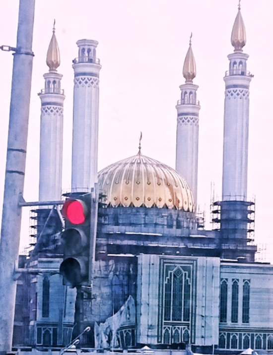 Купол упал с минарета...