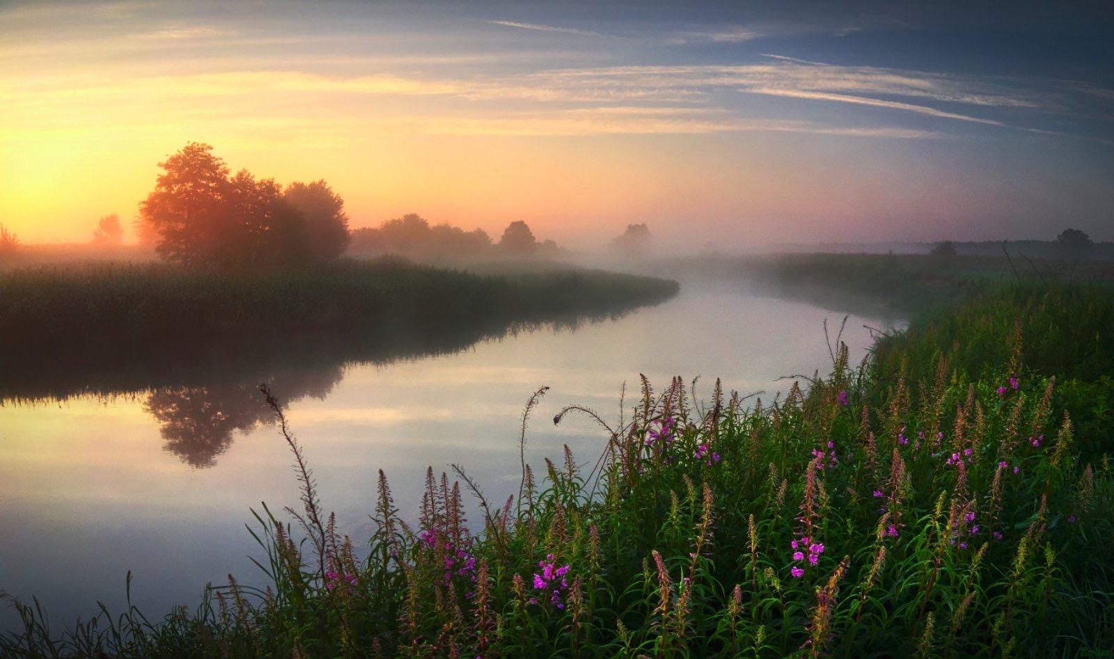 Около лета. Утро (Утренняя Заря) (1534). Рассвет на реке. Лето рассвет. Рассвет над рекой.