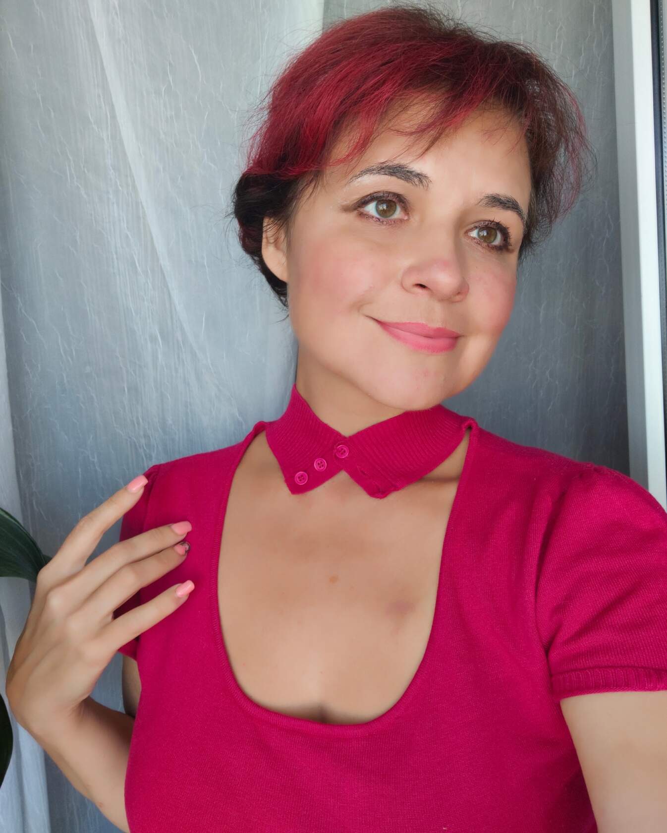 2022 У плеча Анна Ромашкина