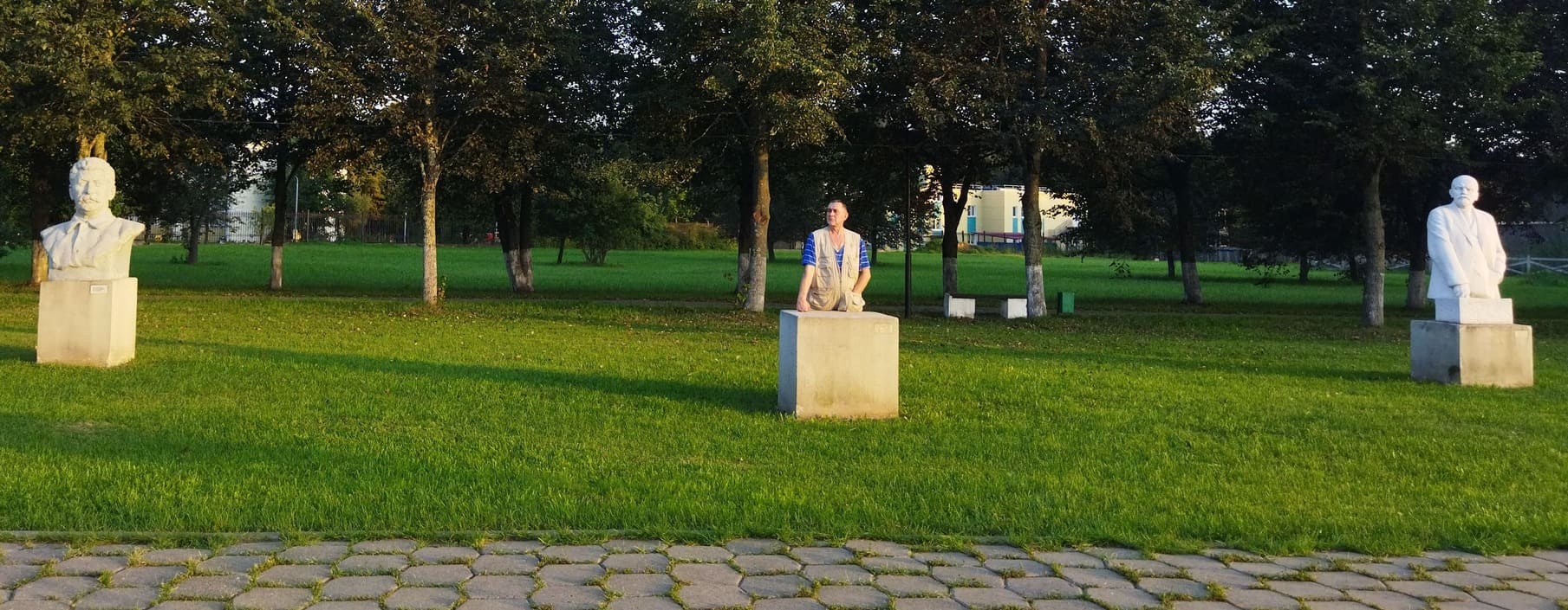 Тем, кто сегодня, извините, в заднице