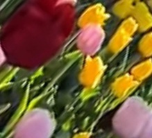 Отклик в моменте - юлою, разноцветной...