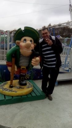 Даже средневековые пираты против - янки, гоу хоум!