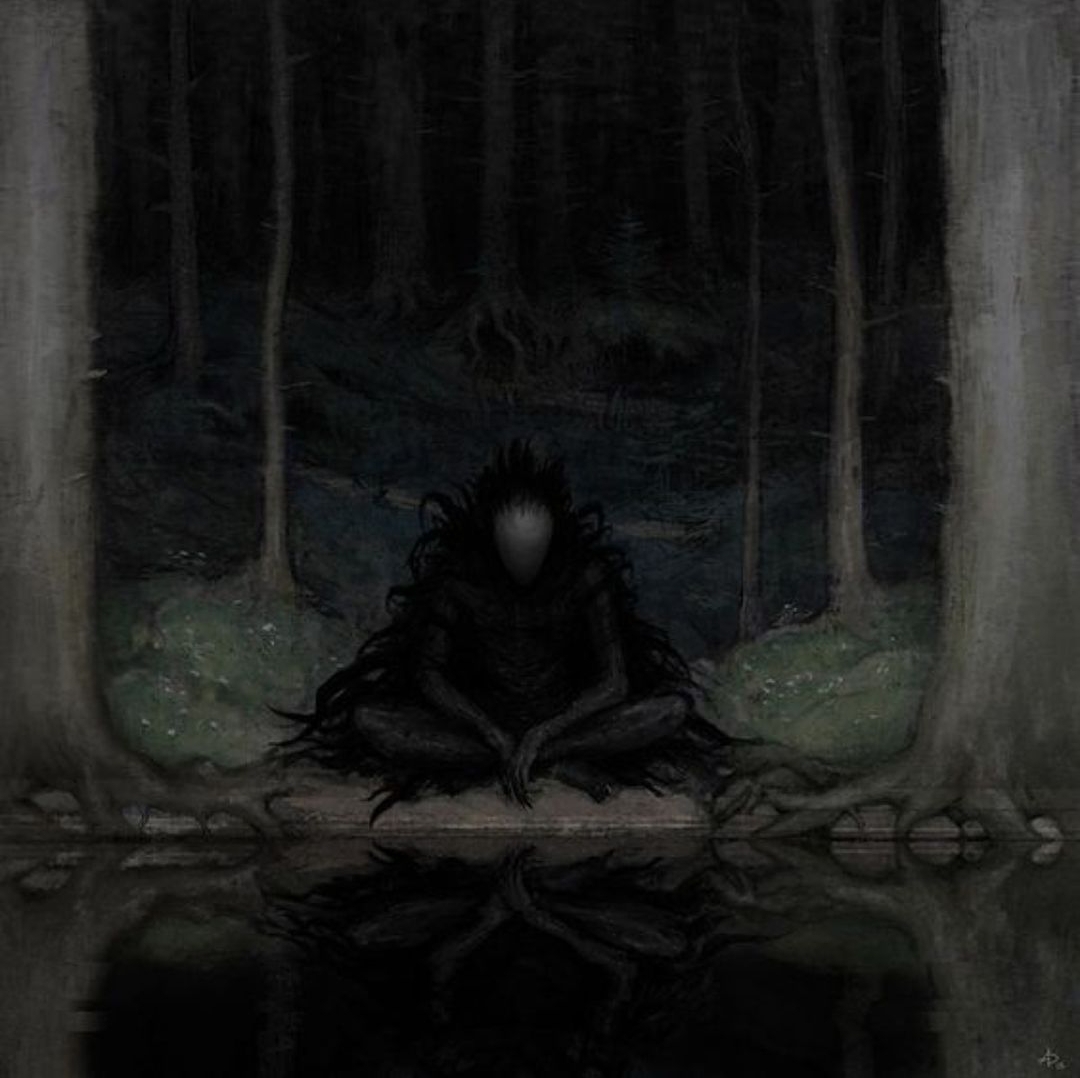 Существа с черными глазами. Темный страшный лес с чудовищем.