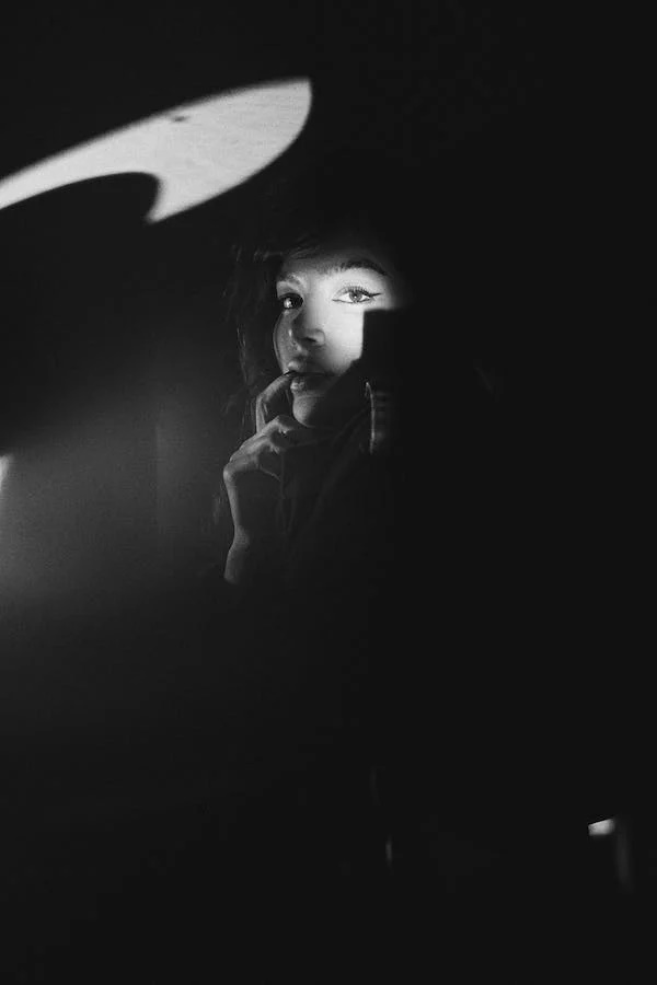 Поэтесса. Верность. Восхищение