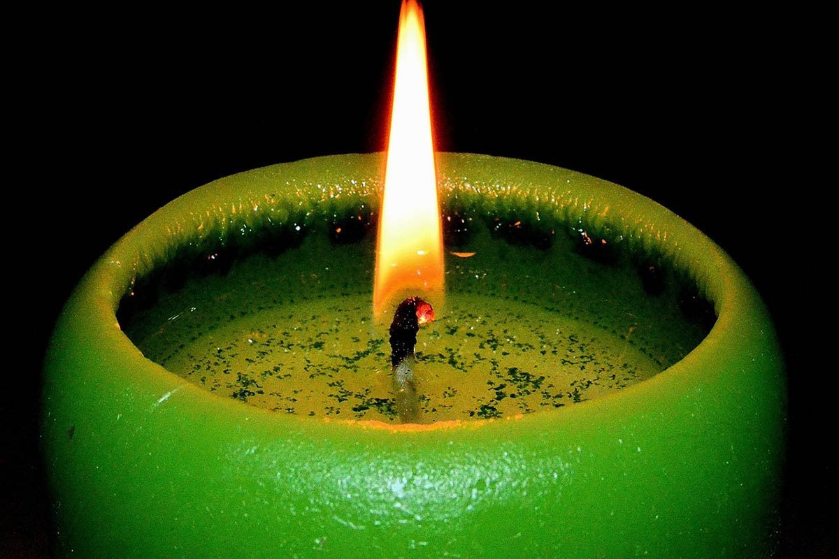 Оранжевая плошка