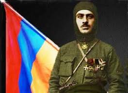 Над Армянскими горами разливается рассвет