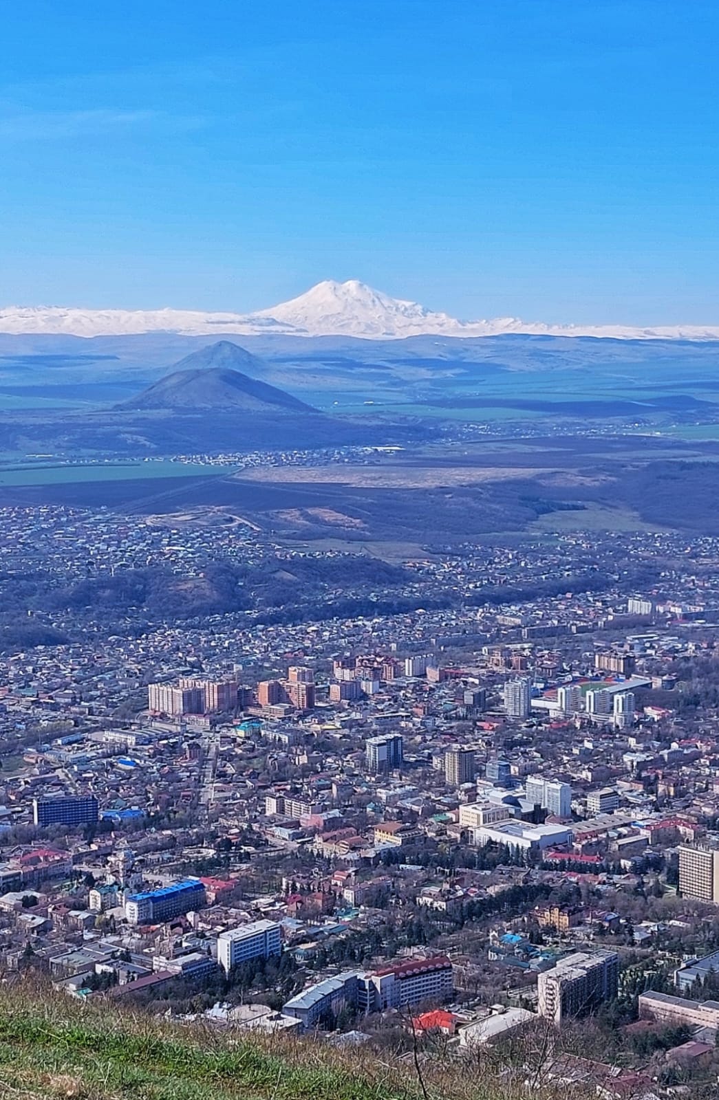 Я стою на вершине высокой