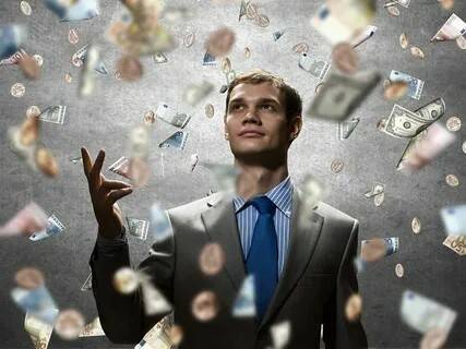 Мы каждый по своему, каждый в себе...