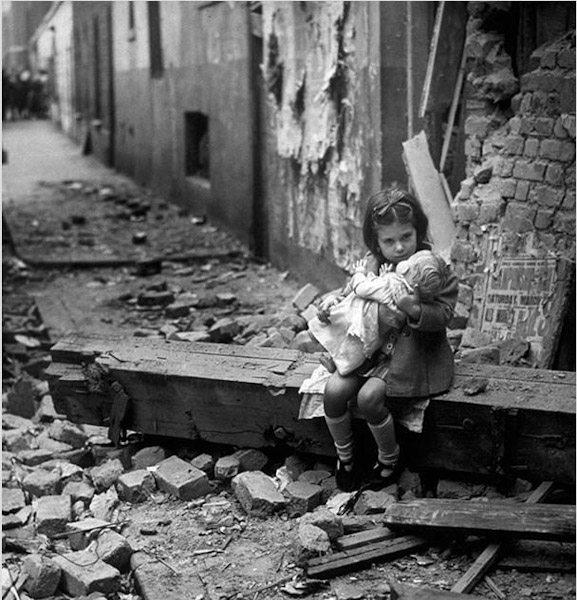 Кукла из цикла Дети и война