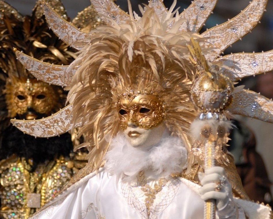 Контраст... Contrast...