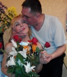 Заколдованные принцесса, принц и живые цветы