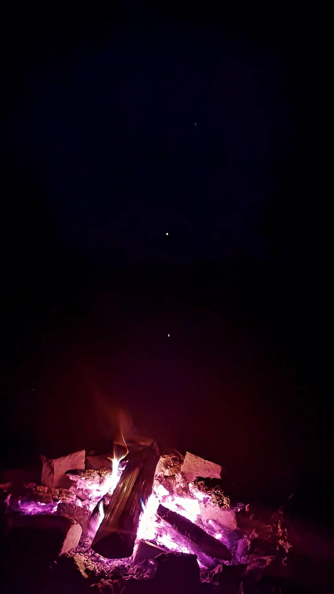 Какой меж нами свет?