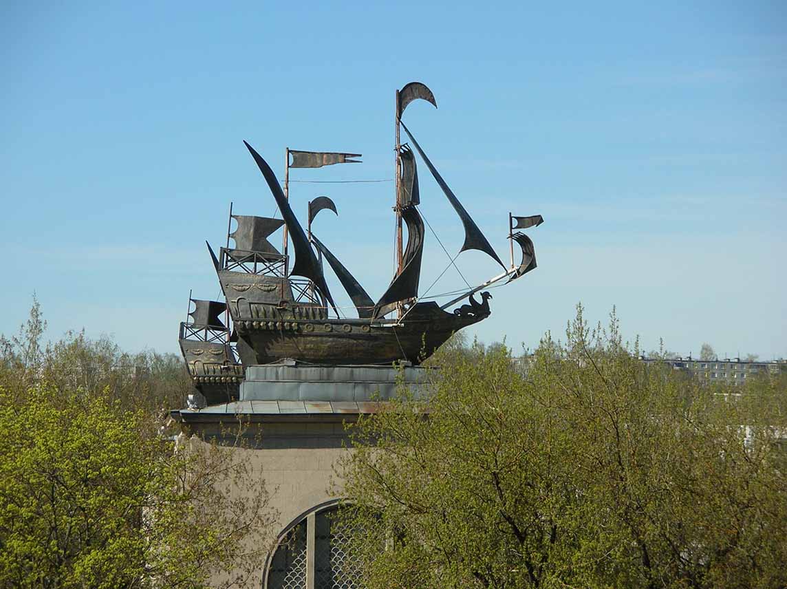 2022г. Никто Вас в городе не встретил. 352и