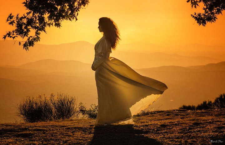 А день идёт и годы множит